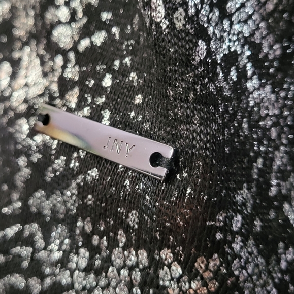 Jones New York Silver Glimmer Blouse - Picture 5 of 7